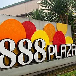 888 PLAZA: HDB .